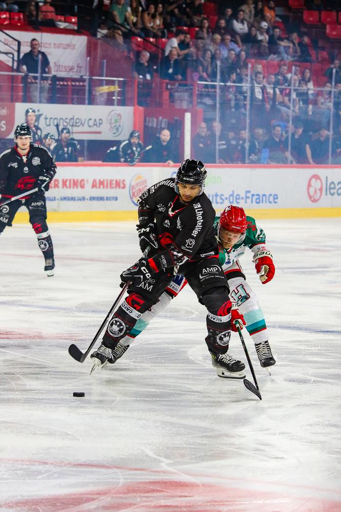 Amiens  8 - 5 Anglet