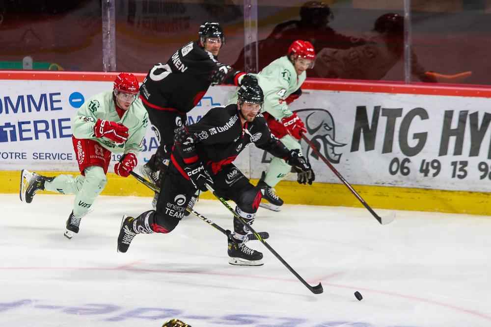 Amiens  4 - 5 Cergy-Pontoise