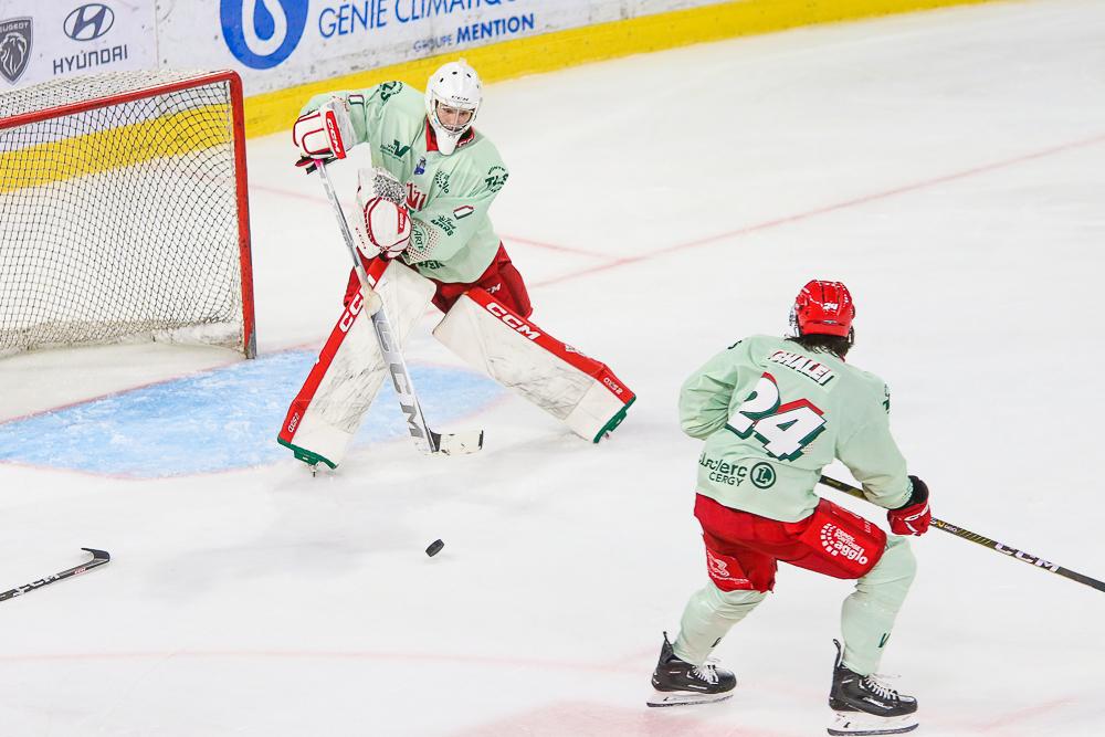 Amiens  4 - 5 Cergy-Pontoise