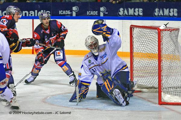 Grenoble  4 - 0 Villard-de-Lans