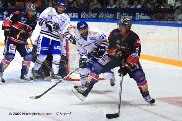 Grenoble  4 - 0 Villard-de-Lans