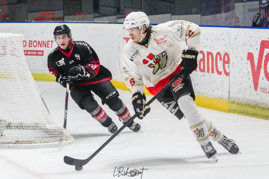 Bordeaux Mineur 3 - 2 HC74