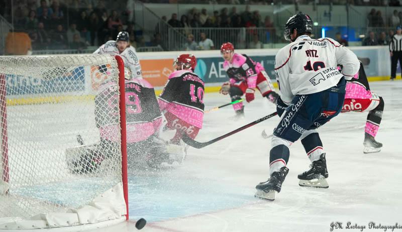 Anglet 0 - 4 Angers 