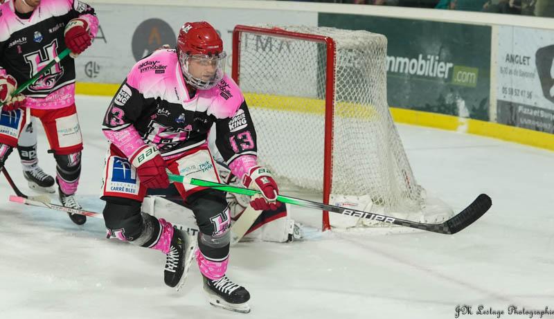 Anglet 0 - 4 Angers 
