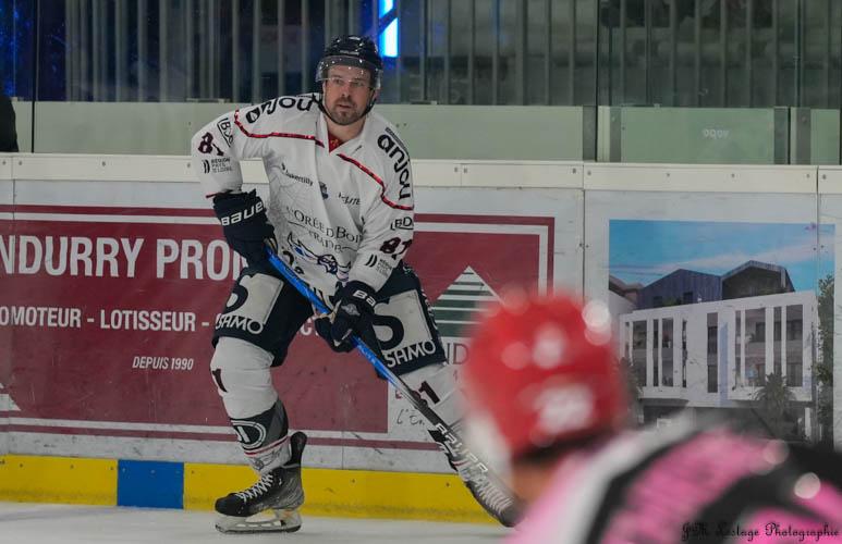 Anglet 0 - 4 Angers 