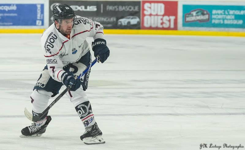 Anglet 0 - 4 Angers 
