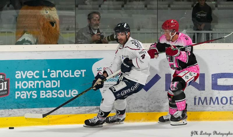 Anglet 0 - 4 Angers 