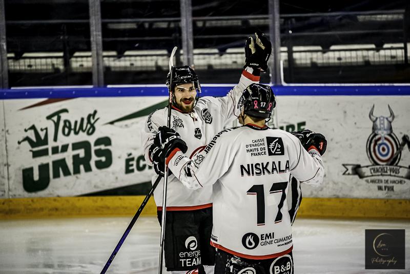 Cergy-Pontoise 4 - 2 Amiens 