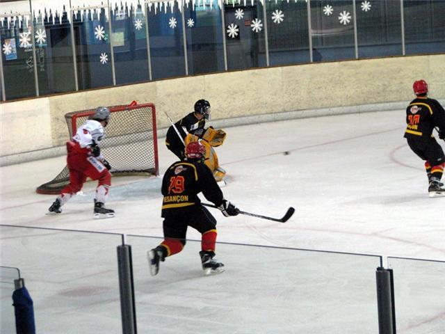 Besançon 0 - 6 Annecy