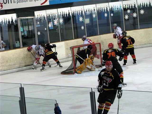 Besançon 0 - 6 Annecy