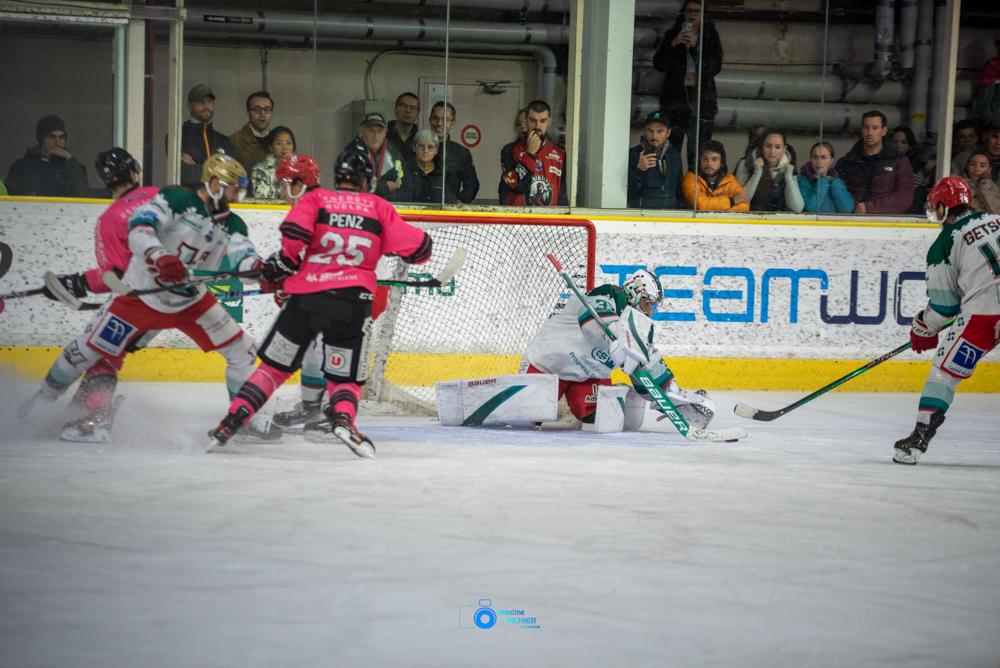 Chamonix  3 - 2 Anglet