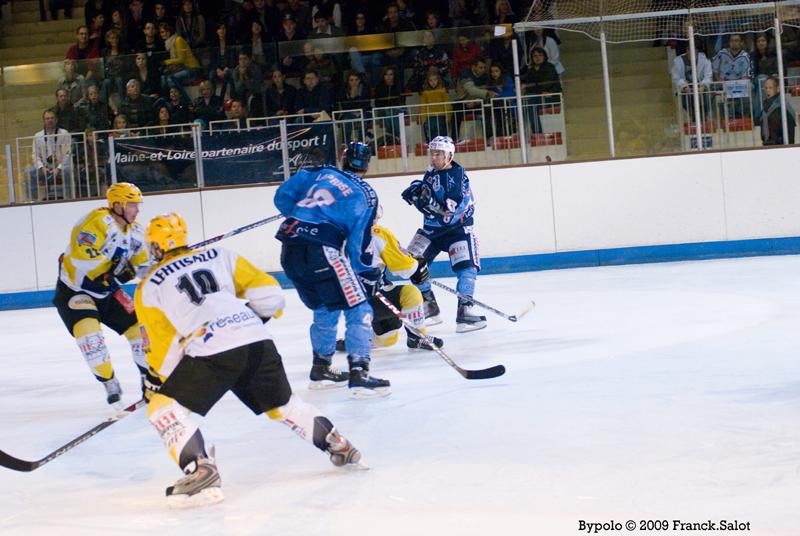 Angers  7 - 2 Strasbourg 