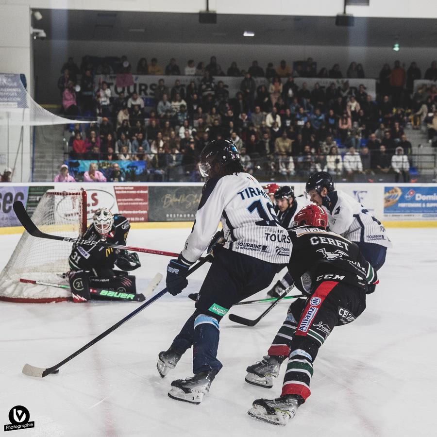 Tours  0 - 4 Mont-Blanc