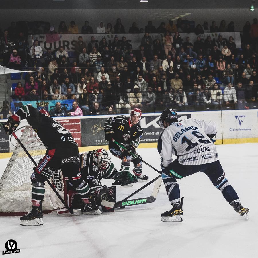 Tours  0 - 4 Mont-Blanc