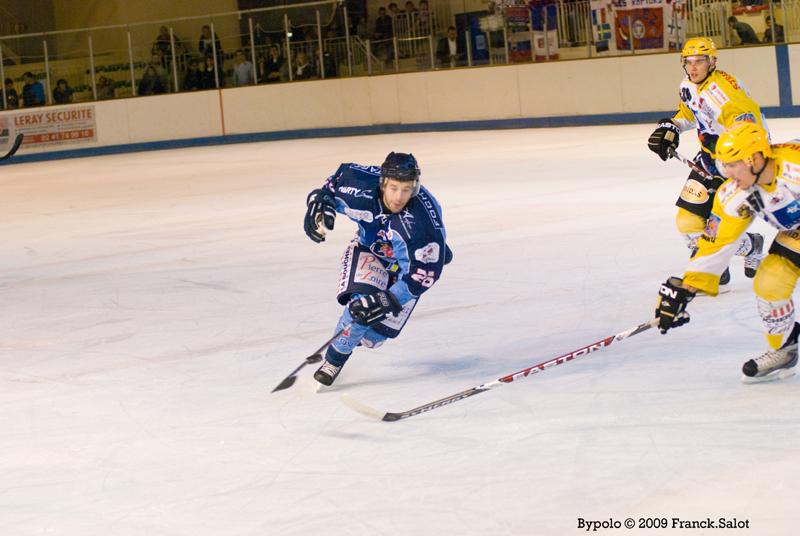 Angers  7 - 2 Strasbourg 