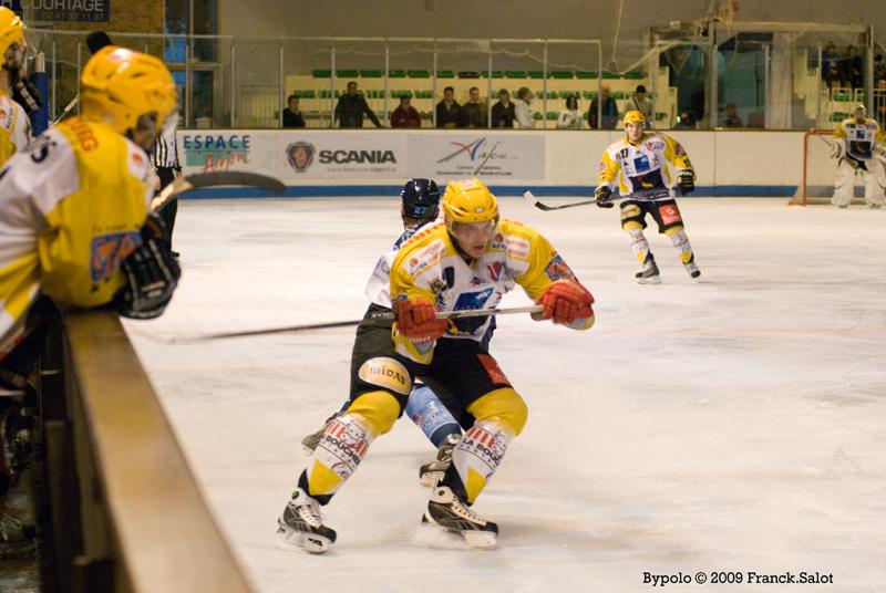 Angers  7 - 2 Strasbourg 