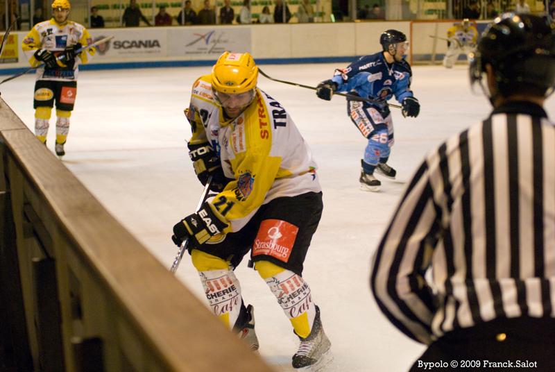 Angers  7 - 2 Strasbourg 
