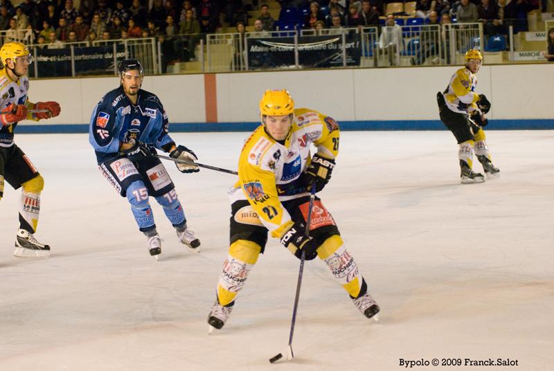 Angers  7 - 2 Strasbourg 