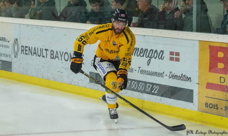 Anglet 2 - 7 Rouen