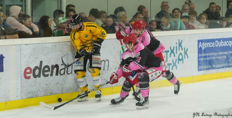Anglet 2 - 7 Rouen