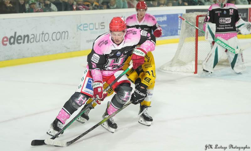 Anglet 2 - 7 Rouen