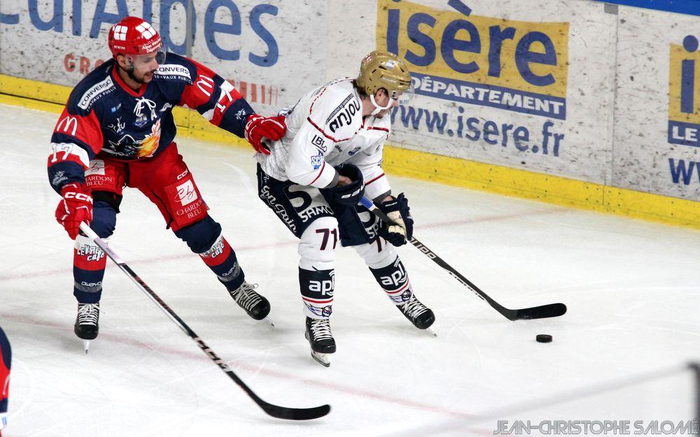 Grenoble  4 - 3 Angers 
