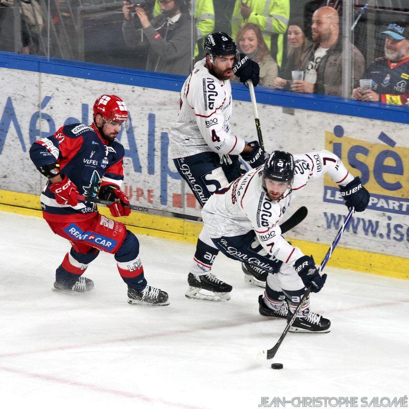 Grenoble  4 - 3 Angers 