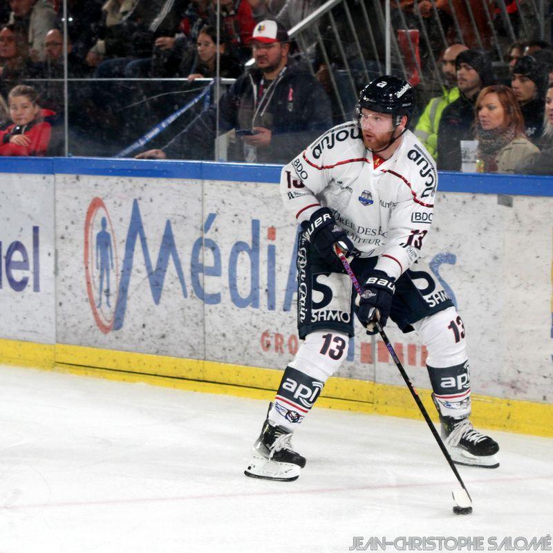 Grenoble  4 - 3 Angers 