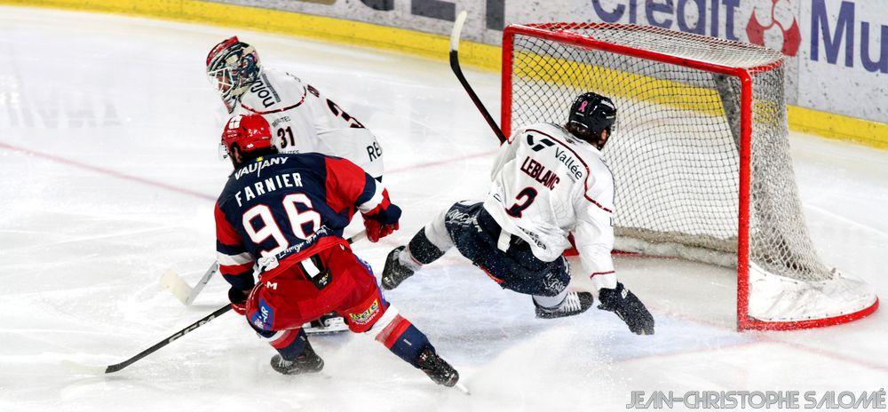 Grenoble  4 - 3 Angers 