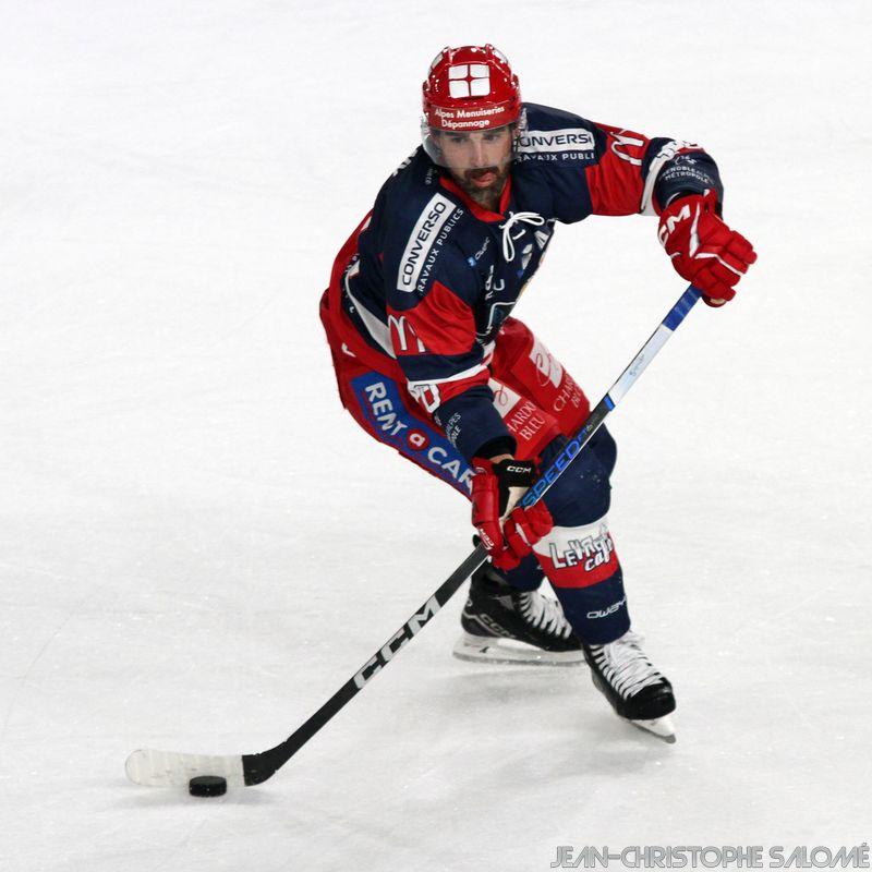 Grenoble  4 - 3 Angers 