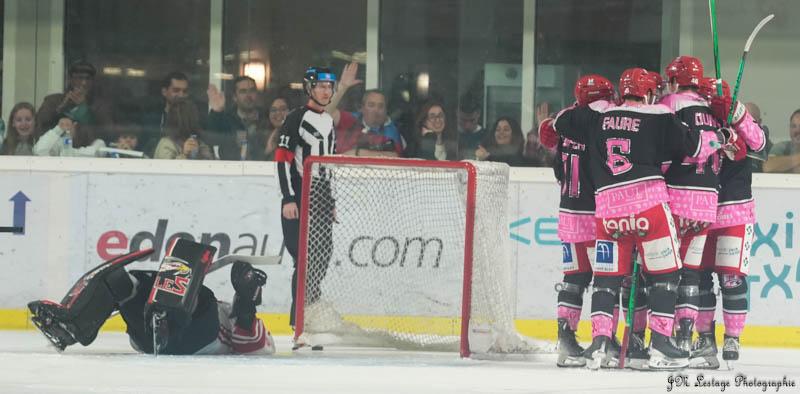 Anglet 5 - 6 Nice