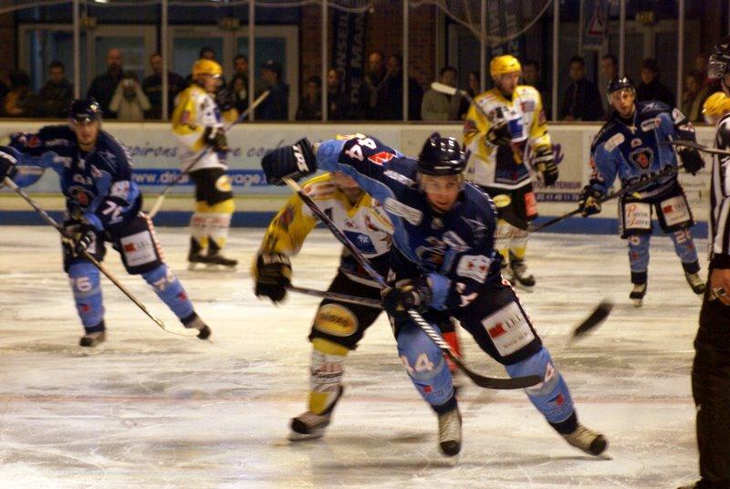 Angers  7 - 2 Strasbourg 