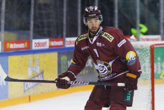 Photo hockey match Genève - Zug le 04/11/2023
