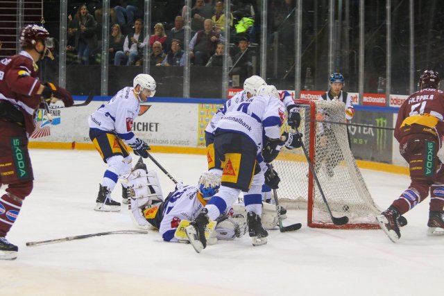 Photo hockey match Genève - Zug le 04/11/2023
