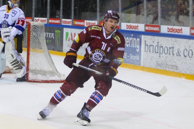 Photo hockey match Genève - Zug le 04/11/2023