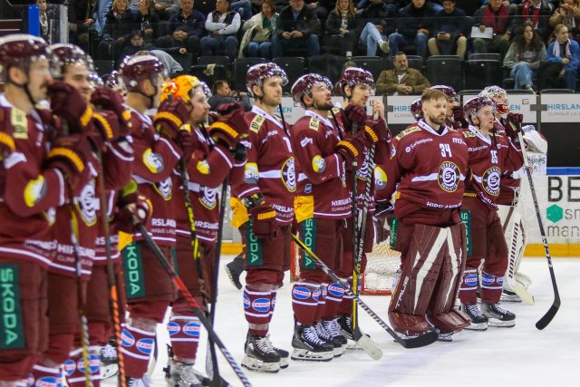 Photo hockey match Genève - Zug le 04/11/2023