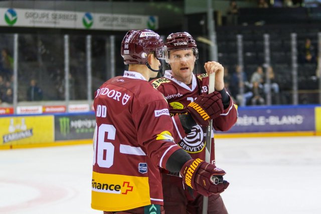 Photo hockey match Genève - Zug le 04/11/2023