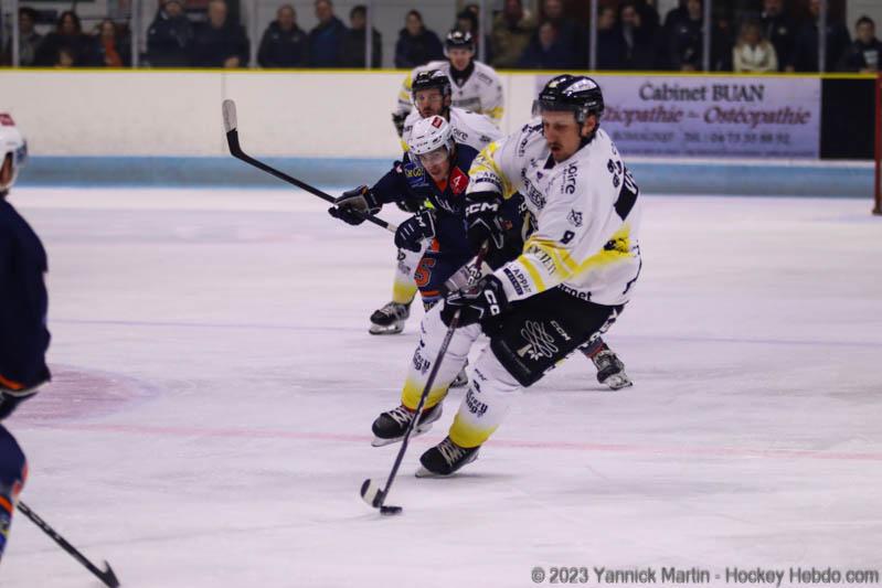 Clermont-Ferrand 5 - 9 Roanne