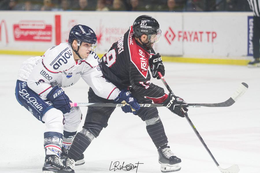 Bordeaux 5 - 2 Angers 