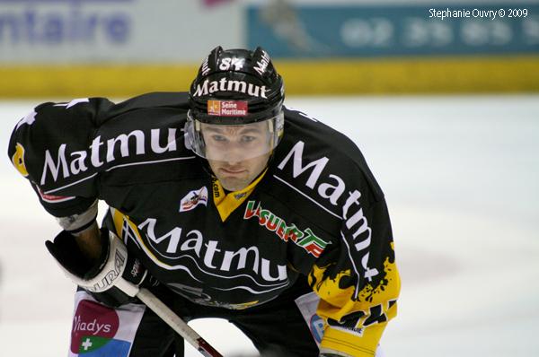 Rouen 7 - 3 Chamonix 