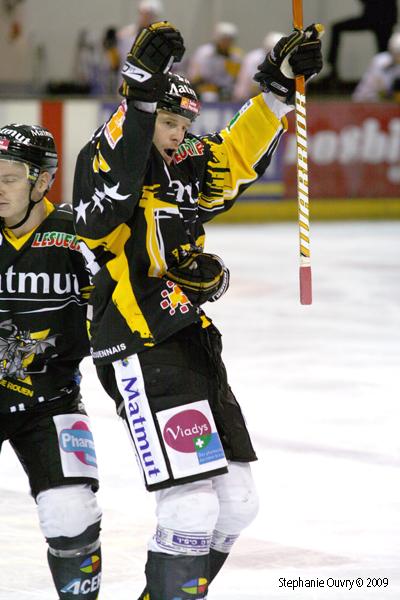 Rouen 7 - 3 Chamonix 