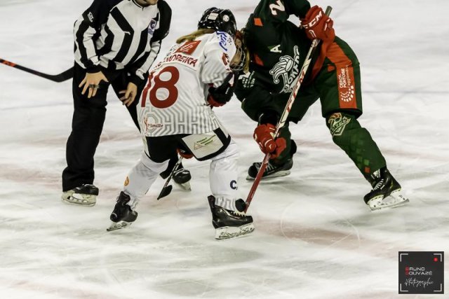 Photo hockey match Cergy-Pontoise / Féminin - Amiens / Féminin le 11/11/2023