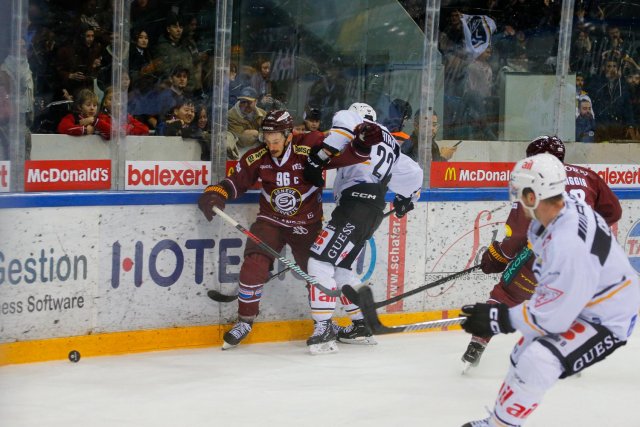 Photo hockey match Genève - Lugano le 17/11/2023