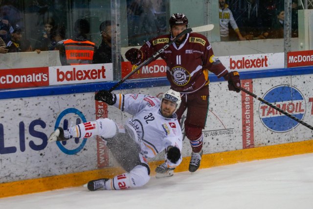 Photo hockey match Genève - Lugano le 17/11/2023