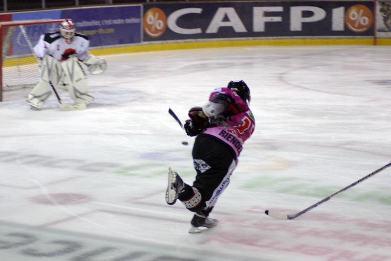 Amiens  11 - 3 Neuilly/Marne