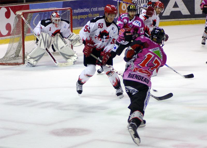 Amiens  11 - 3 Neuilly/Marne