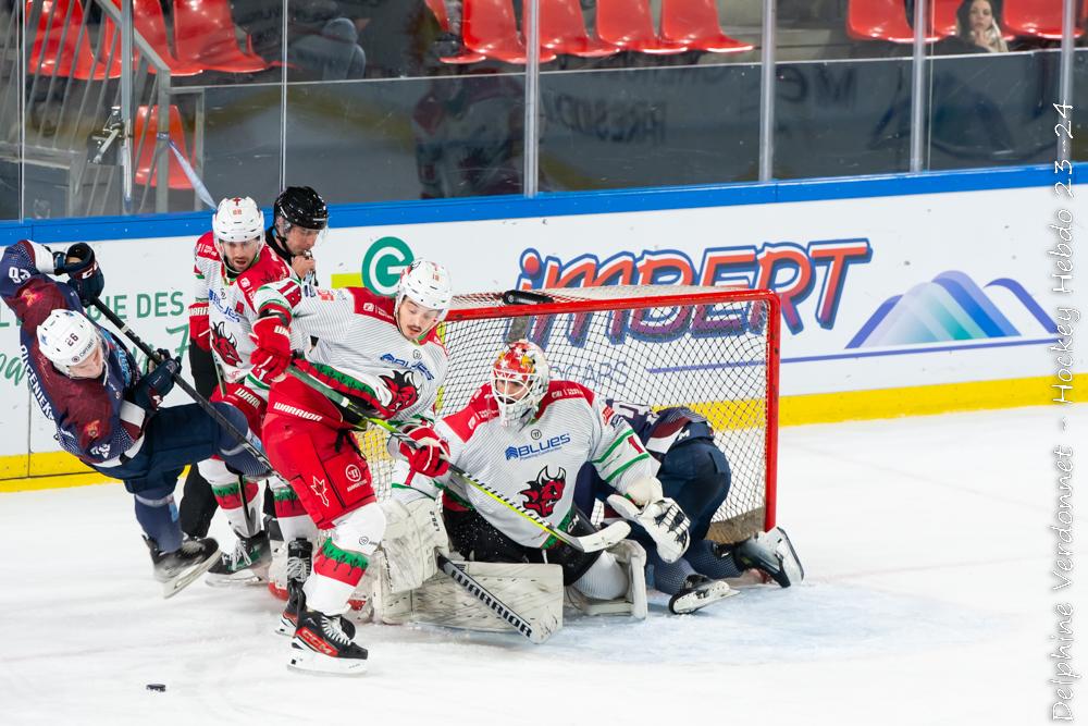 Cardiff 5 - 2 Zemgale 