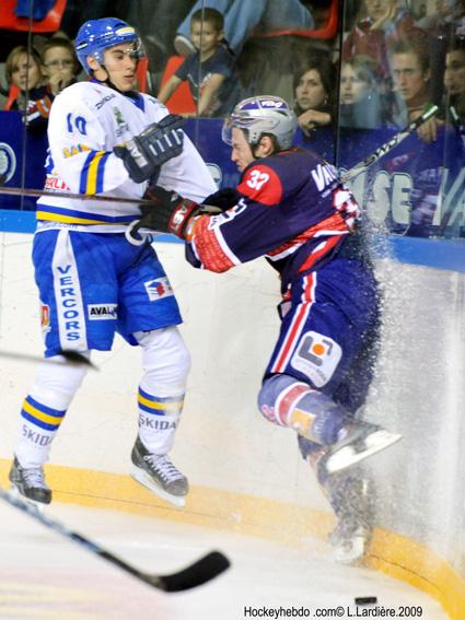 Grenoble  4 - 0 Villard-de-Lans