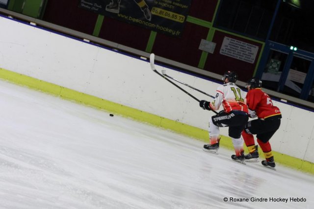 Photo hockey match Besançon - Nimes le 18/11/2023