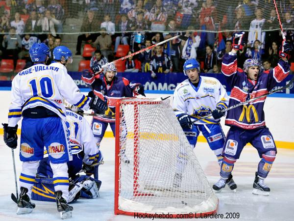 Grenoble  4 - 0 Villard-de-Lans